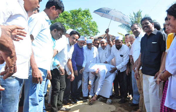 ಶೀಘ್ರ ಇ-ಹೆಲ್ತ್ ಸಾಫ್ಟ್‌ವೇರ್ ಬಿಡುಗಡೆ: ಸಚಿವ ಖಾದರ್; ಉಳ್ಳಾಲ ಸಮುದಾಯ ಆರೋಗ್ಯ ಕೇಂದ್ರಕ್ಕೆ ಶಿಲಾನ್ಯಾಸ